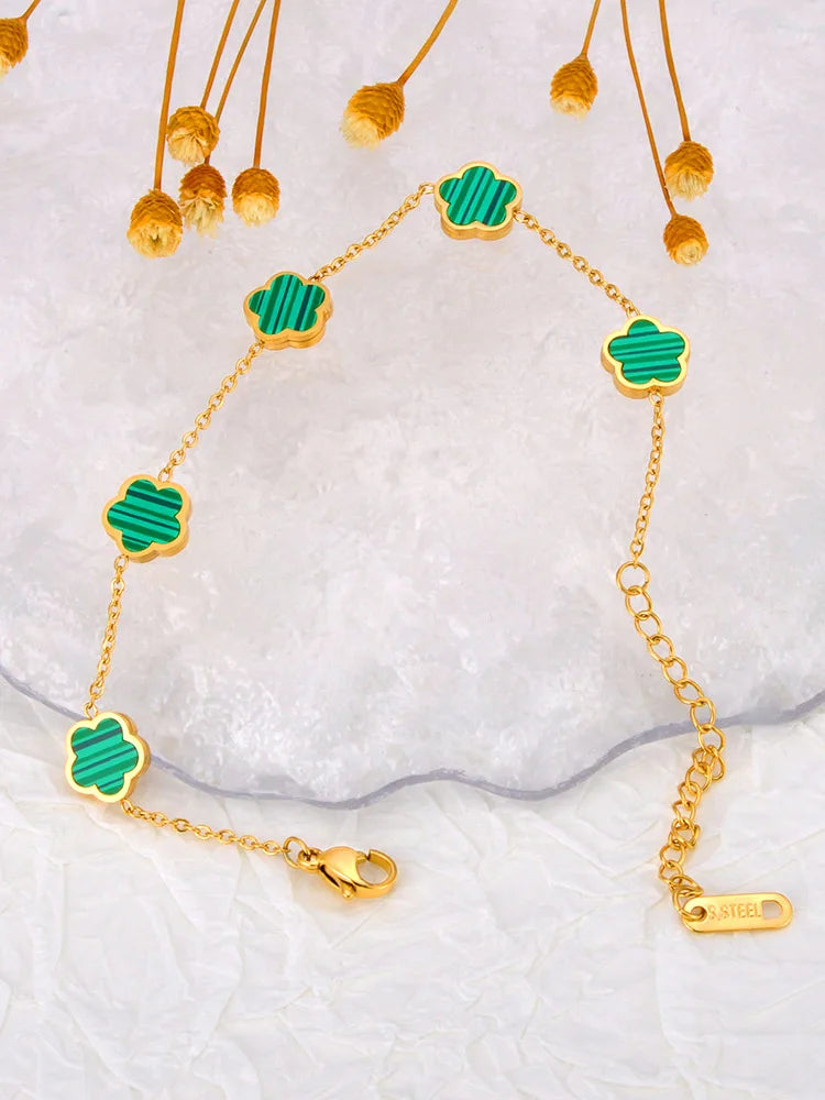 Bracelet Charm Fleur – Acier Inoxydable Doré